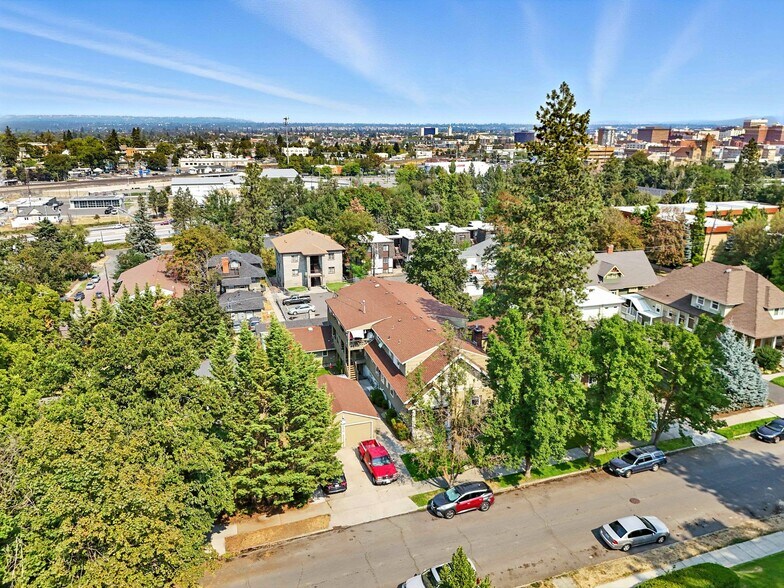 1818 W 8th Ave, Spokane, WA à vendre - Photo de l’immeuble – Image 2 sur 7