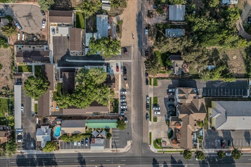 236 US 89, Kanab, UT à vendre - Photo de l’immeuble – Image 3 sur 31