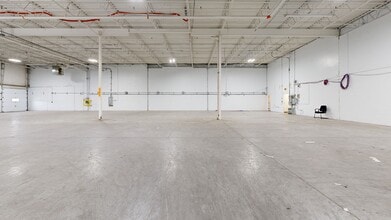 9415-9495 Aut Transcanadienne, Montréal, QC à louer Numérisation 3D Matterport– Image 1 sur 17