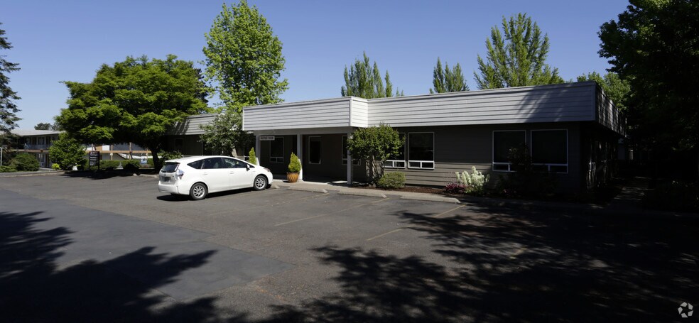 30250 SW Parkway Ave, Wilsonville, OR à vendre - Photo de l’immeuble – Image 2 sur 19