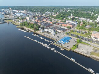 Plus de détails pour 119 Commercial St, Bath, ME - Spécialisé à vendre