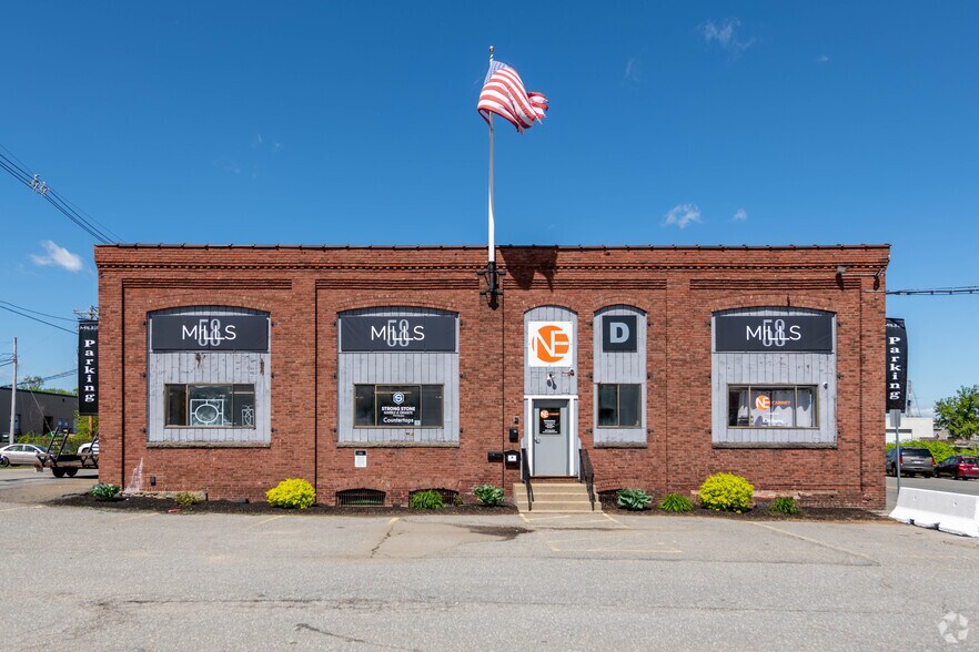 58 Pulaski St, Peabody, MA à louer - Photo de l’immeuble – Image 3 sur 26
