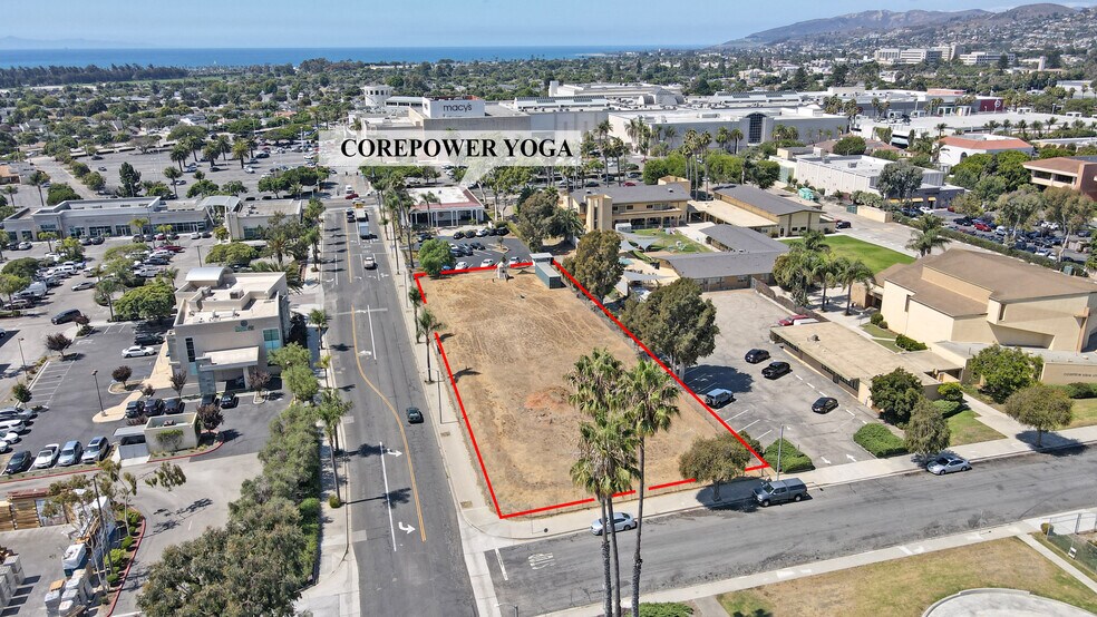 3637 Dean Drive, Ventura, CA à vendre - Aérien – Image 2 sur 12