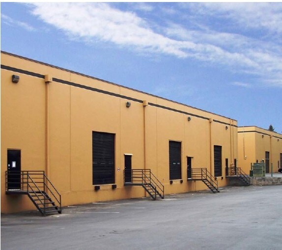 2031 196th St SW, Lynnwood, WA à louer - Photo de l’immeuble – Image 3 sur 8