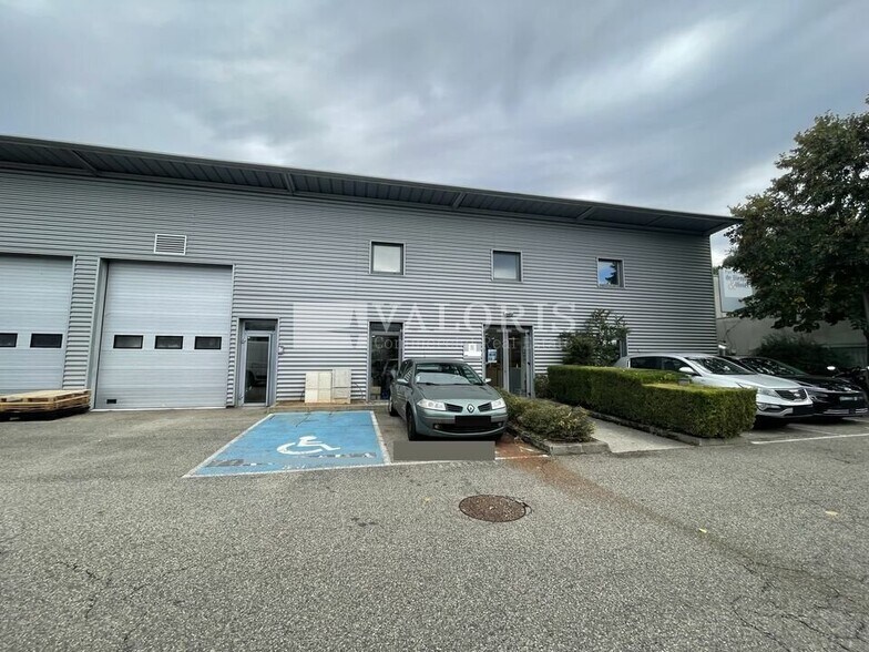 61 Rue Du Vivier, Lyon à louer - Photo de l’immeuble – Image 2 sur 7
