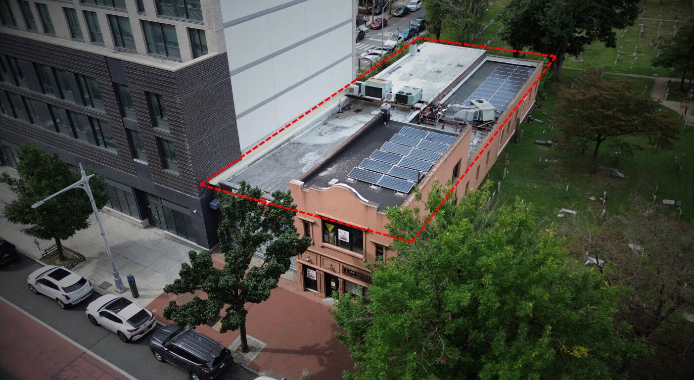 155-01 & 155-03 Jamaica Ave Portfolio portefeuille de 2 biens à vendre sur LoopNet.fr Photo de l’immeuble– Image 1 sur 5