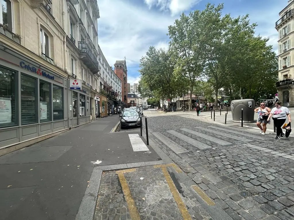 Local commercial dans Paris à louer Photo de l’immeuble– Image 1 sur 4