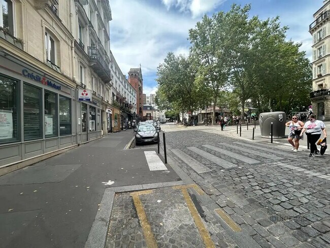 Plus de détails pour Local commercial à louer