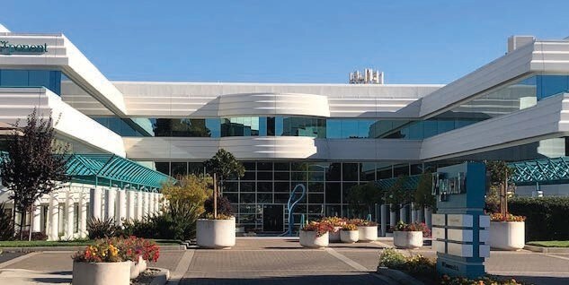149 Commonwealth Dr, Menlo Park, CA à louer - Photo de l’immeuble – Image 2 sur 22