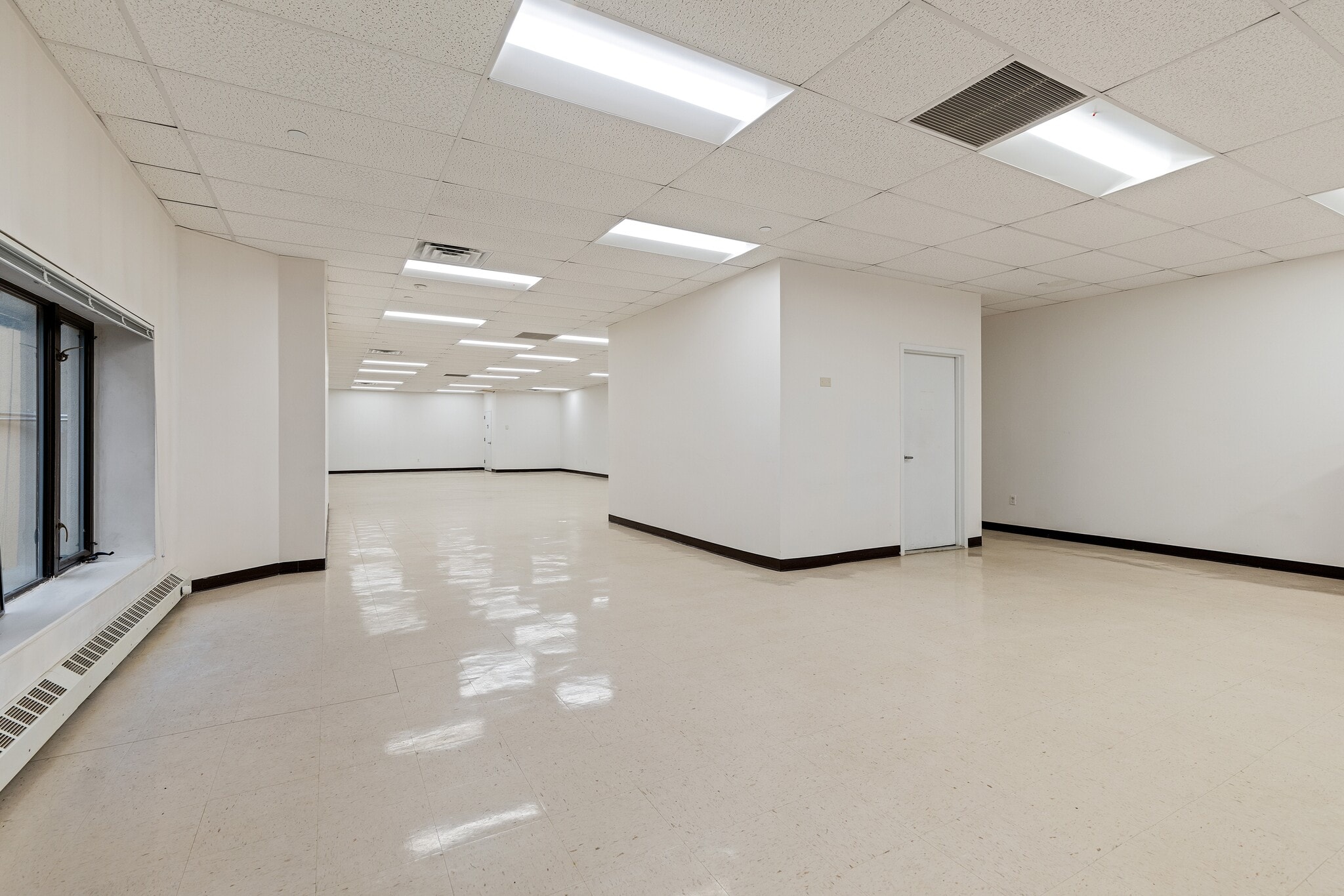 1055 Saint Johns Pl, Brooklyn, NY à louer Photo intérieure– Image 1 sur 7