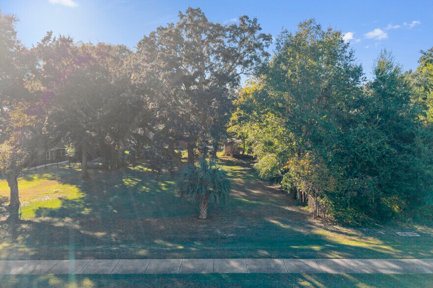 Cowan Rd, Gulfport, MS à vendre - Photo de l’immeuble – Image 3 sur 16