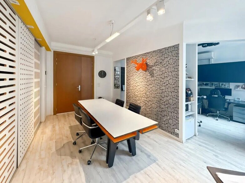 Bureau dans Paris à louer - Photo de l’immeuble – Image 2 sur 8