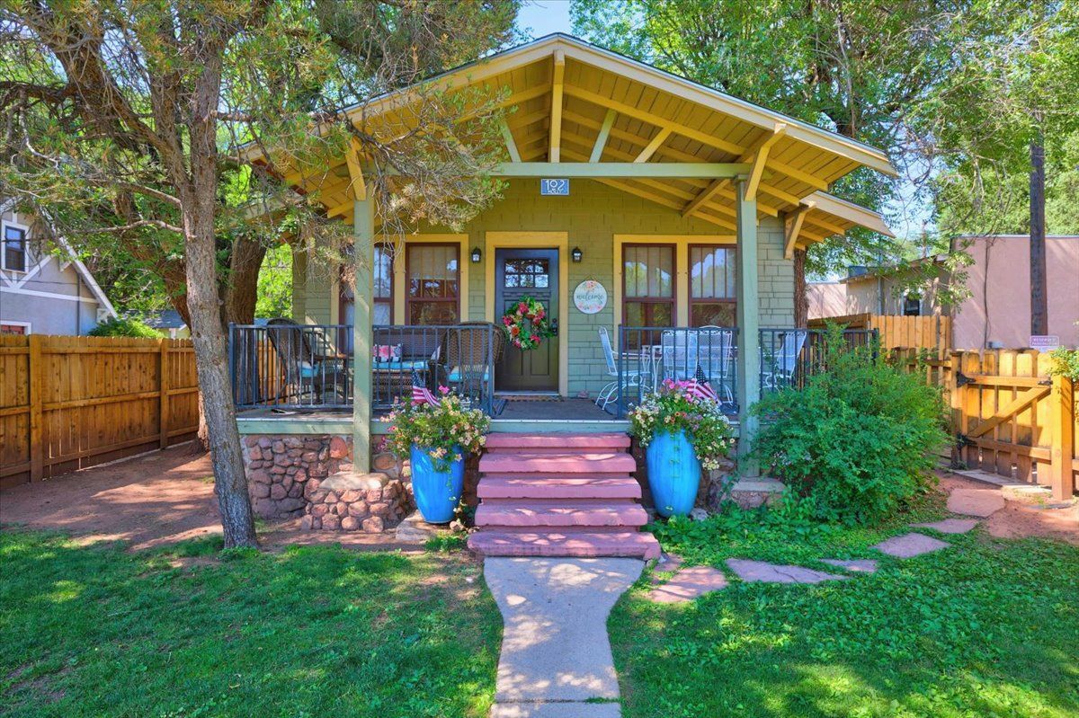 102 Holly St, Colorado Springs, CO à vendre Photo de l’immeuble– Image 1 sur 51