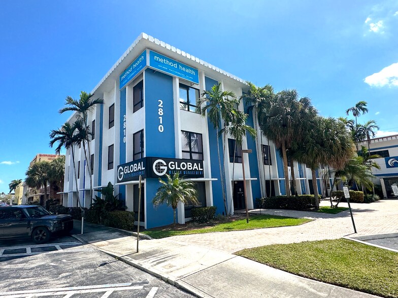 2810 E Oakland Park Blvd, Fort Lauderdale, FL à louer - Photo de l’immeuble – Image 3 sur 10