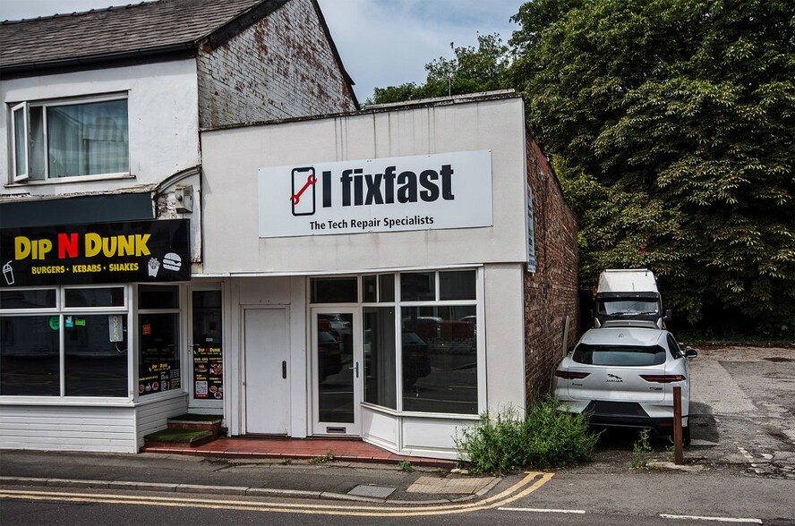 10 Bramhall Ln, Stockport à louer - Photo de l’immeuble – Image 2 sur 5