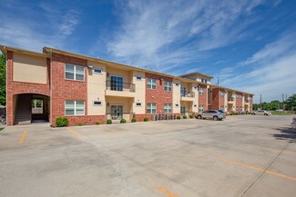 Plus de détails pour 715 Monnett Ave, Norman, OK - Logement à vendre