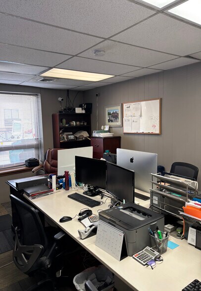 150 Hobart St, Hackensack, NJ à louer - Photo de l’immeuble – Image 3 sur 8