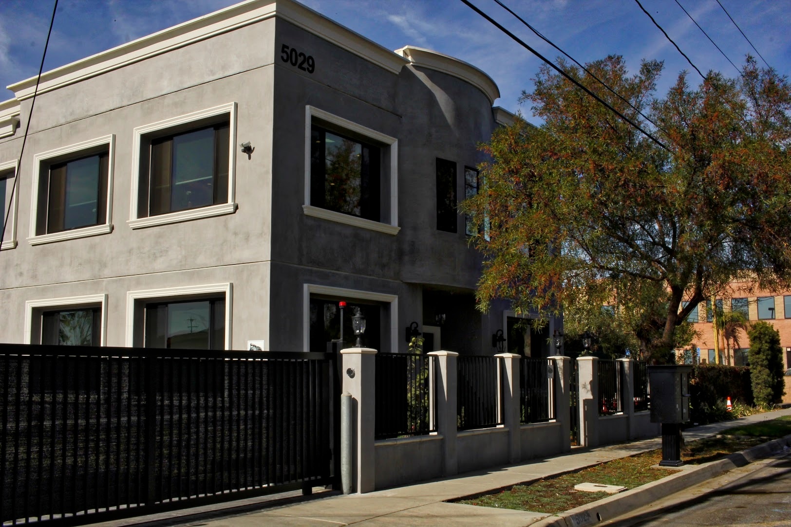 5029 Bleecker St, Baldwin Park, CA à louer Photo de l’immeuble– Image 1 sur 10