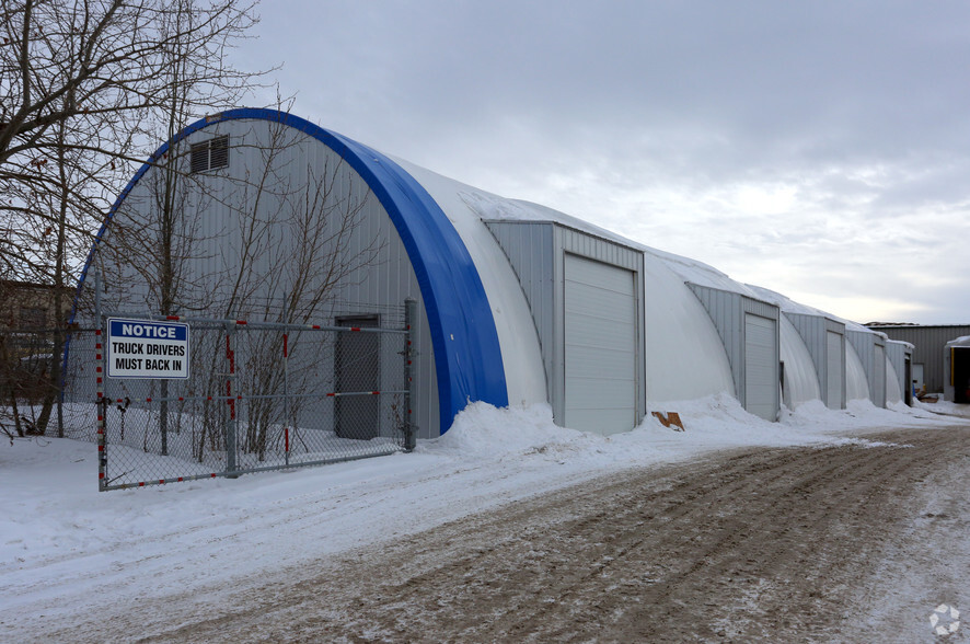 14545 115 Av NW, Edmonton, AB à vendre - Photo de l’immeuble – Image 2 sur 5