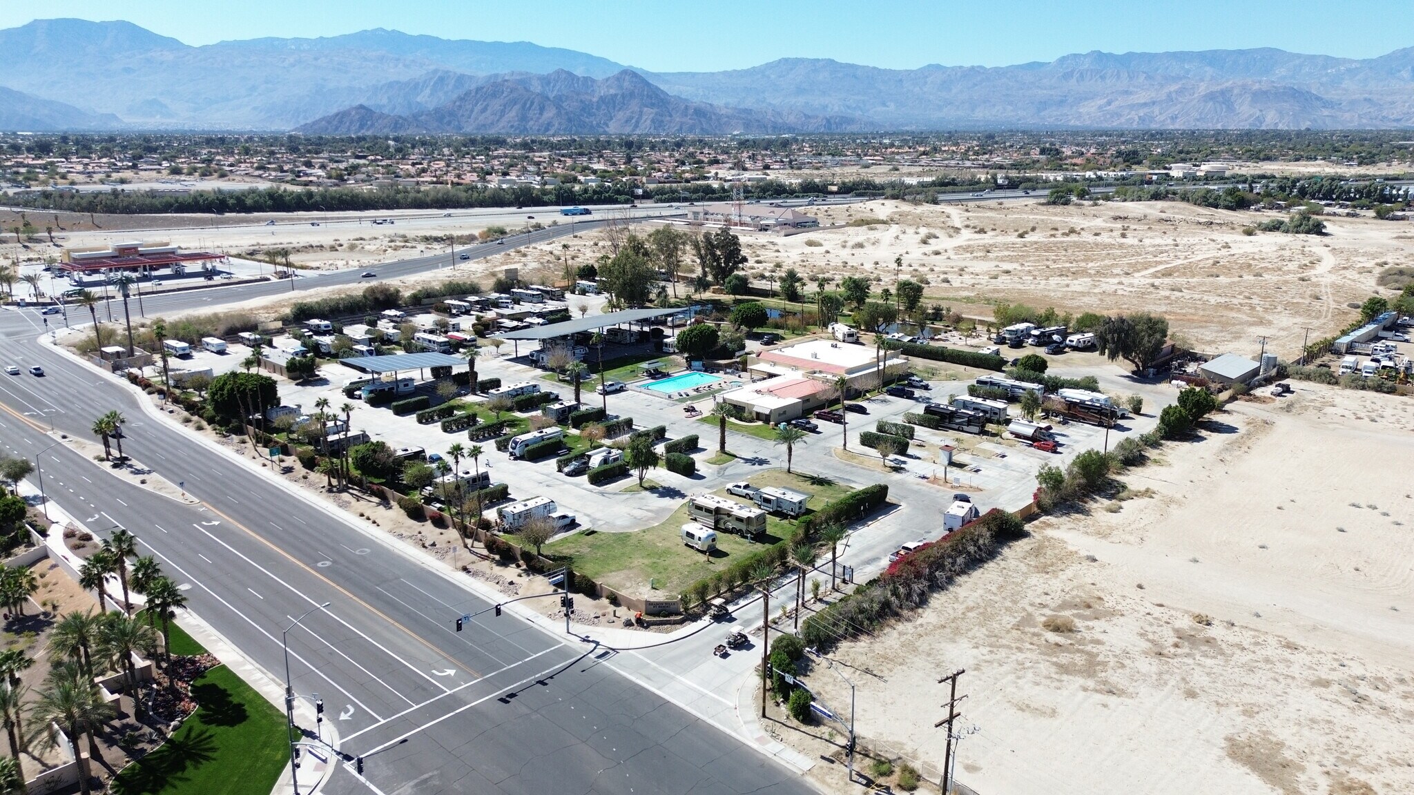 40655 Jefferson St, Indio, CA à vendre Photo de l’immeuble– Image 1 sur 78