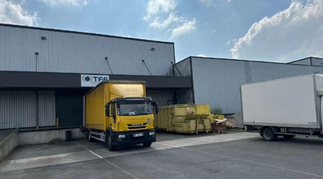 Plus de détails pour 1 Avenue Beaumontoir, Louvres - Industriel/Logistique à louer