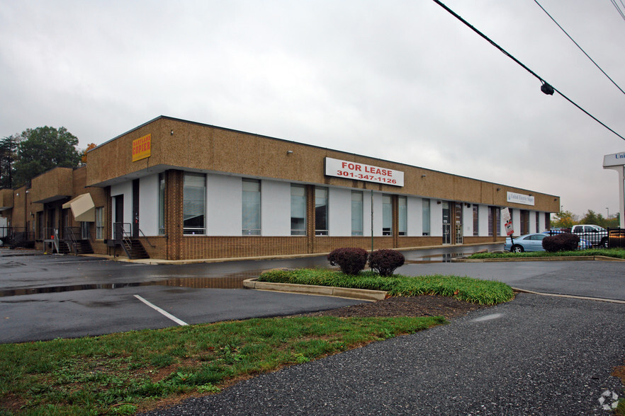 11710-11716 Baltimore Ave, Beltsville, MD à louer - Photo de l’immeuble – Image 3 sur 6