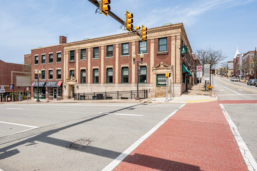 102 N Main St, Greensburg, PA à vendre - Photo de l’immeuble – Image 3 sur 43