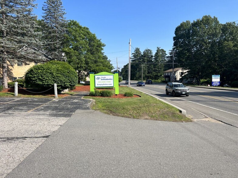 49 Derry St, Hudson, NH à louer - Photo de l’immeuble – Image 2 sur 5