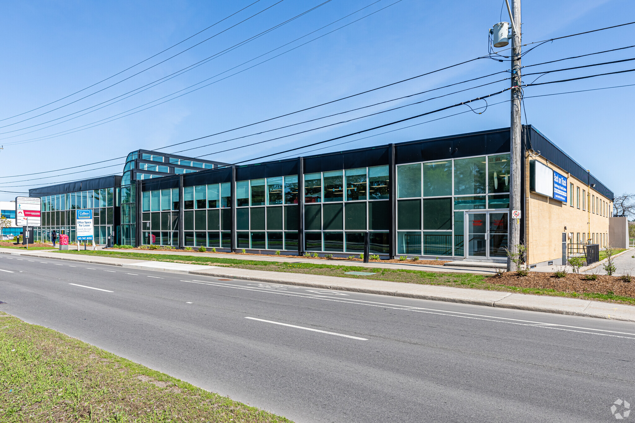 380 Hunt Club Rd, Ottawa, ON à vendre Photo principale– Image 1 sur 9