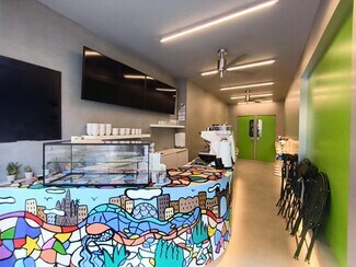 Plus de détails pour Local commercial à louer