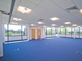 First Ave, Swindon à louer Autre– Image 1 sur 1