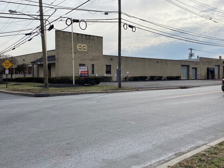 10 Henry St, Teterboro, NJ à louer - Photo de l’immeuble – Image 1 sur 4