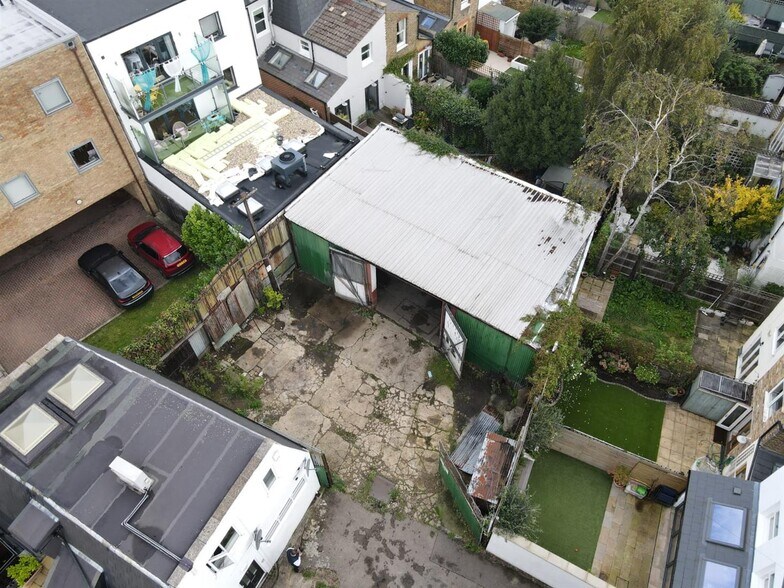 1A Camborne Rd, Londres à vendre - Photo de l’immeuble – Image 2 sur 8