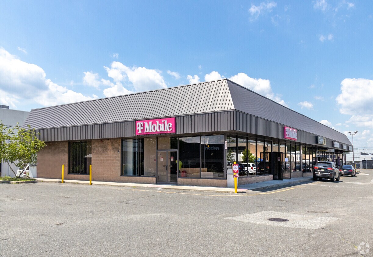 2565 Us-22, Union Township, NJ à louer Photo de l’immeuble– Image 1 sur 4