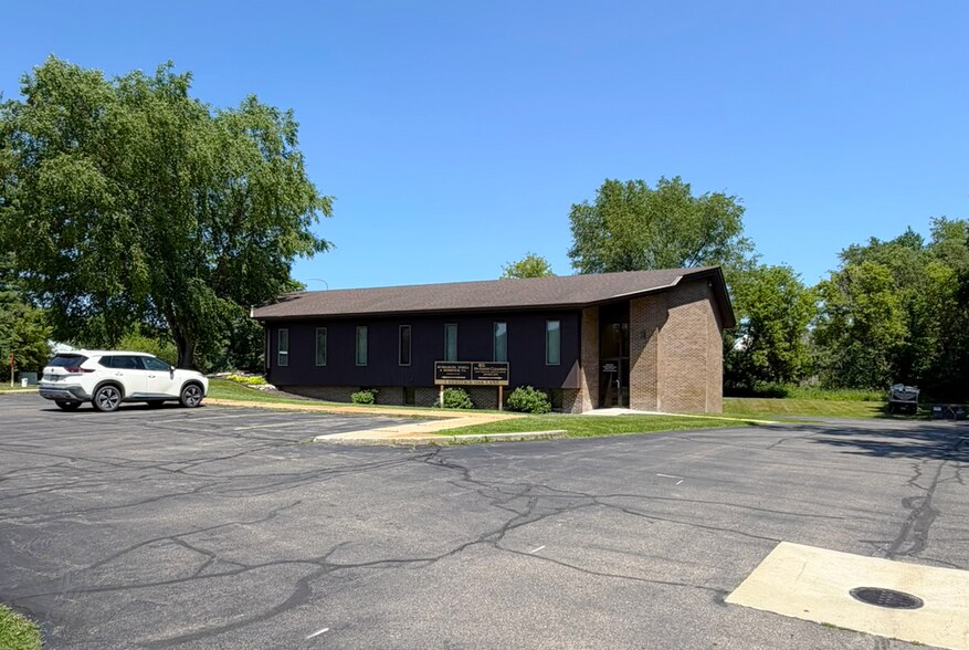 3 Heritage Oak Ln, Battle Creek, MI à vendre - Photo de l’immeuble – Image 3 sur 14