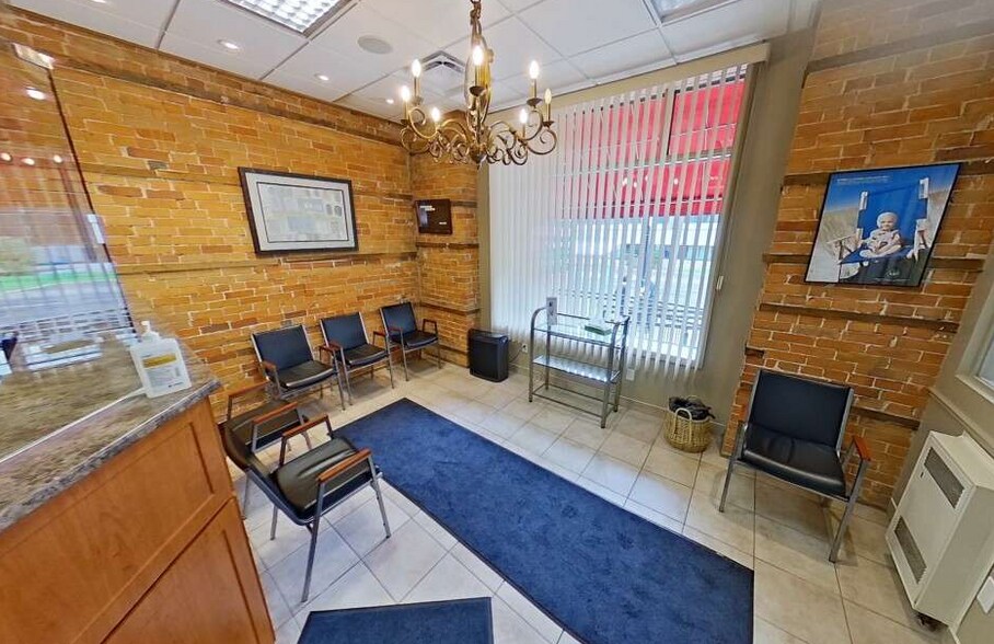 163 Brock St, Kingston, ON à vendre - Photo intérieure – Image 3 sur 8