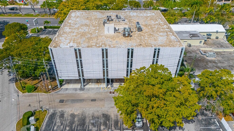 5100 N Federal Hwy, Fort Lauderdale, FL à vendre - Photo de l’immeuble – Image 1 sur 73