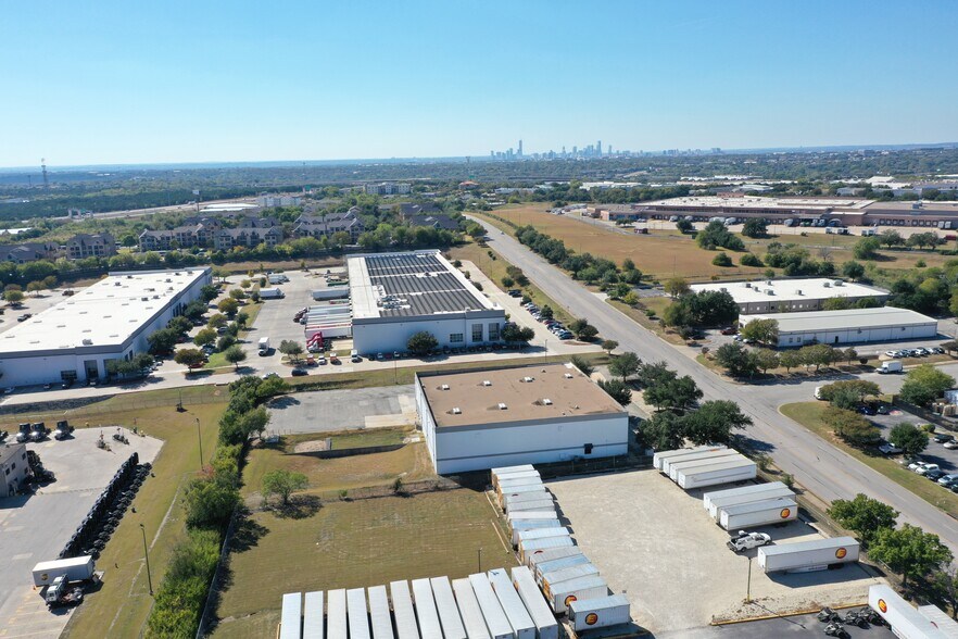 8020 Exchange Dr, Austin, TX à louer - Aérien – Image 3 sur 13