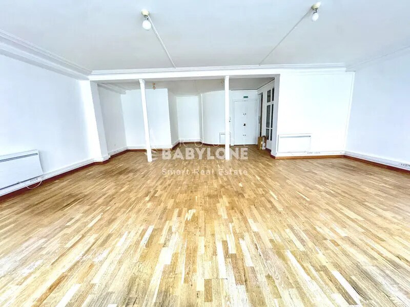 Bureau dans Paris à louer Photo de l’immeuble– Image 1 sur 6