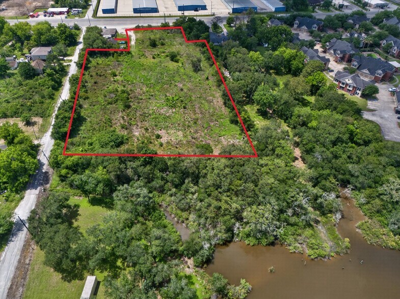 7204 Highway 6, Hitchcock, TX à vendre - Photo de l’immeuble – Image 2 sur 12