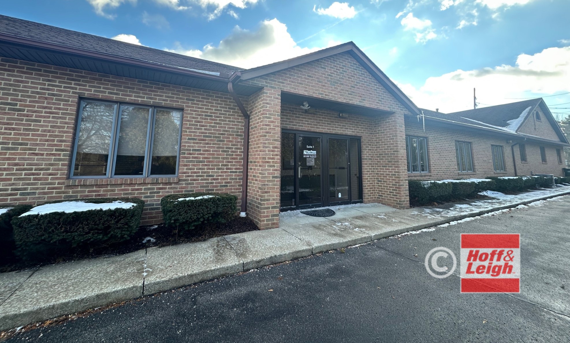 960 Graham Rd, Cuyahoga Falls, OH à louer Photo de l’immeuble– Image 1 sur 5