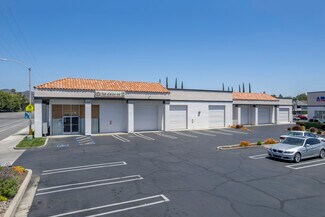 Plus de détails pour 2121 E Valley Pky, Escondido, CA - Local commercial à louer