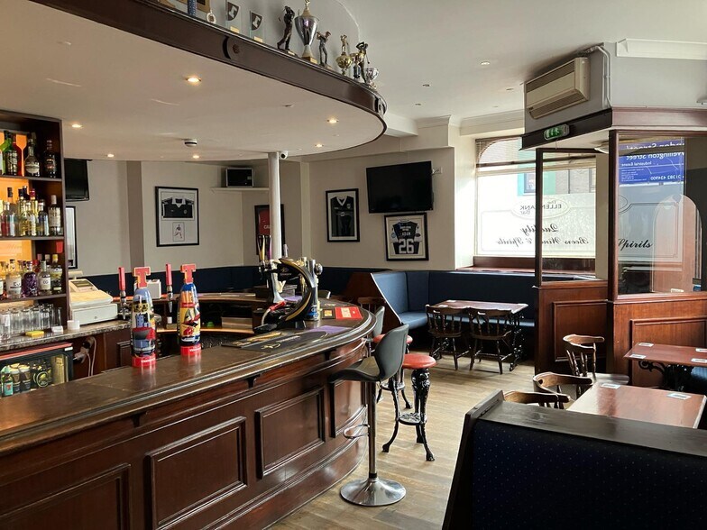 128 Alexander St, Dundee à vendre - Photo intérieure – Image 3 sur 5