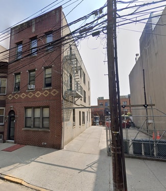 Plus de détails pour 3425 9th St, Astoria, NY - Logement à vendre