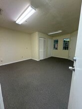 1342 Colonial Blvd, Fort Myers, FL à louer Photo intérieure– Image 2 sur 3