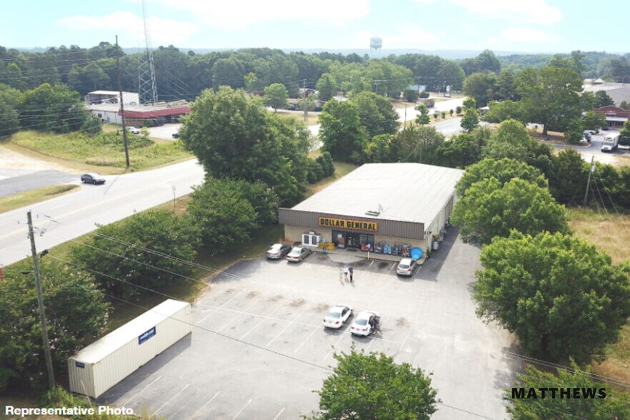 413 W Queen St, Edenton, NC à vendre - Photo de l’immeuble – Image 2 sur 3