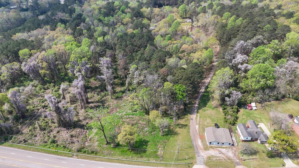 1351 New Franklin Rd, Lagrange, GA à vendre - Photo principale – Image 1 sur 16