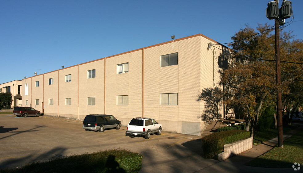 6162 E Mockingbird Ln, Dallas, TX à louer - Autre – Image 2 sur 6