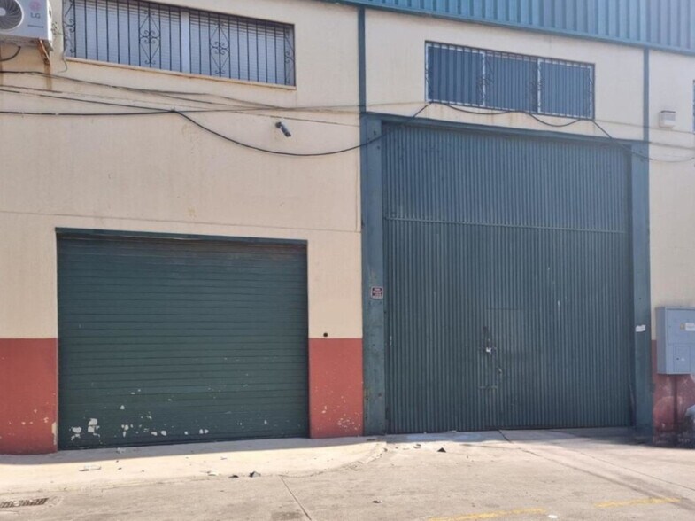 Industriel/Logistique dans Ceuta, Ceuta à vendre - Photo de l’immeuble – Image 2 sur 12