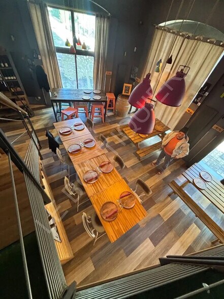 Local commercial dans Grenoble à vendre - Photo intérieure – Image 2 sur 4